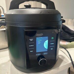 Chef iQ smart pressure cooker